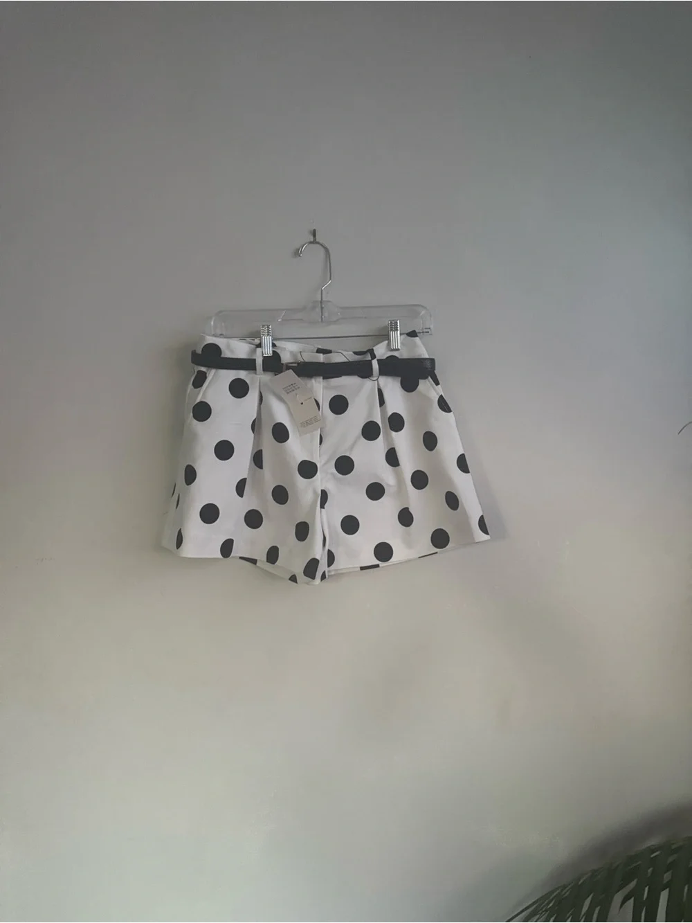 Zara White Polka Dot High-Waist Shorts with Black Belt